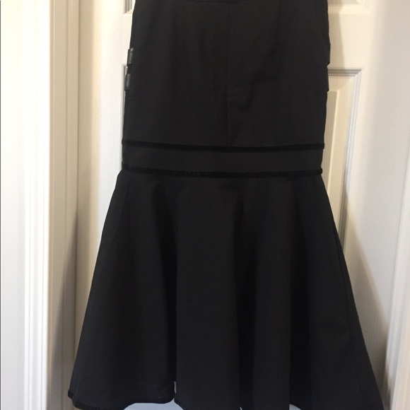 Black Ruffle Drop Waist Skirt - Picture 3 of 6